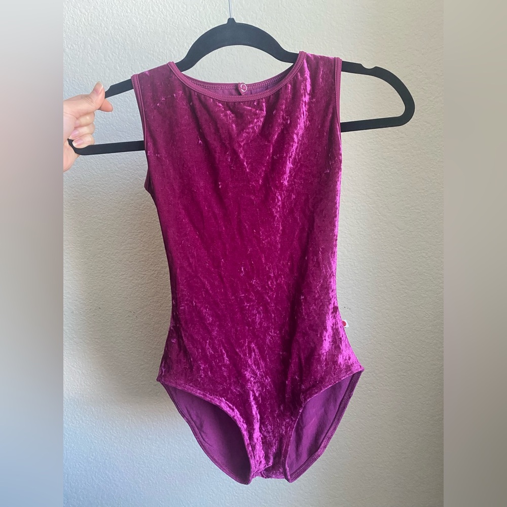 SOLD: Yumiko Larissa | V-Lady | Adult Medium
